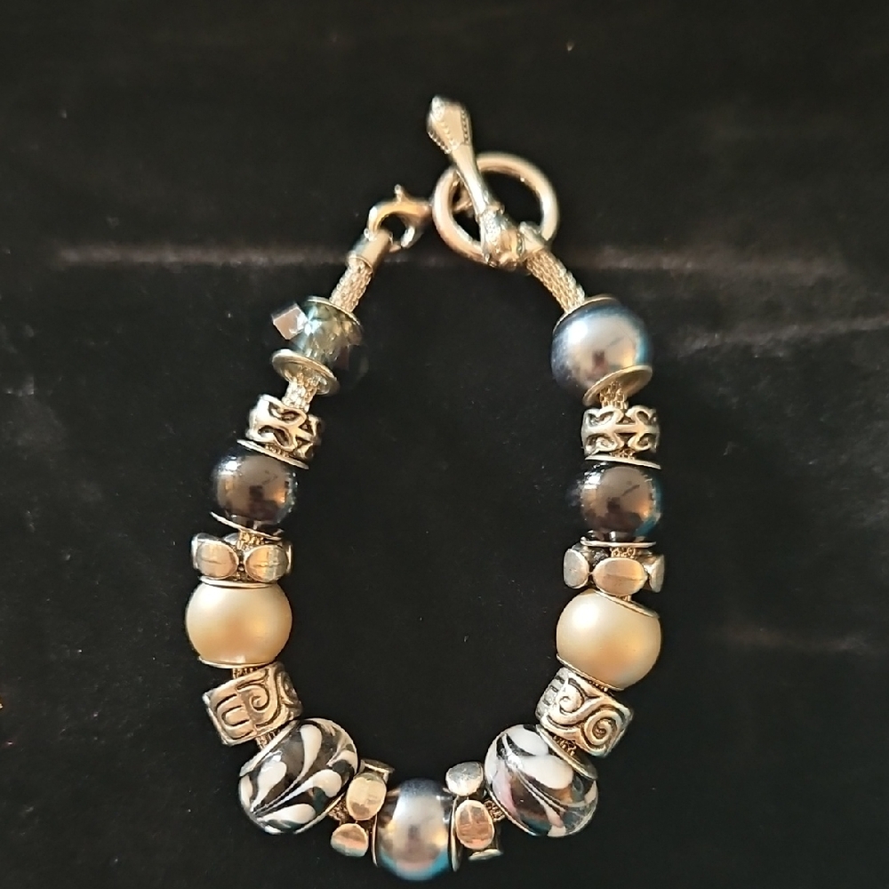 8" Silver and Black Charm Bracelet